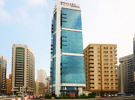 Ramada Abu Dhabi Corniche 4*