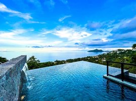 AQUA Boutique Hotel 4*