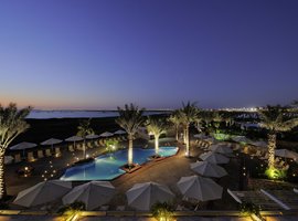 Radisson Blu Hotel, Abu Dhabi Yas Island 4*